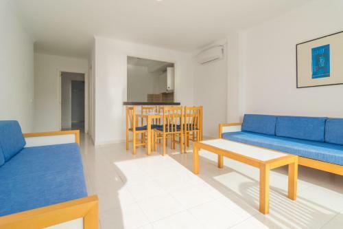 Apartamentos Massanet