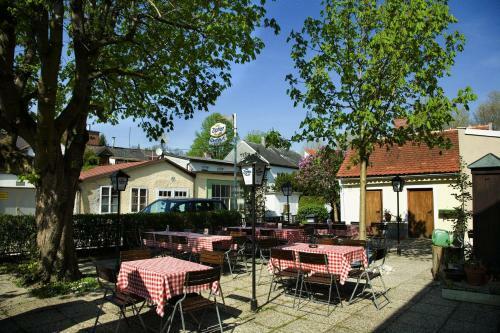 Hostal Gasthof Bauer