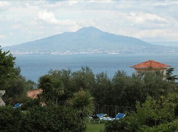 Hotel Vesuvio
