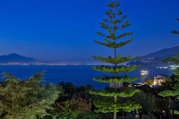 Hotel Vesuvio