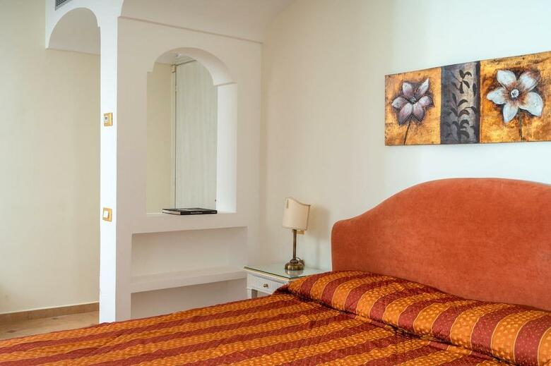 Hotel La Vue D'or