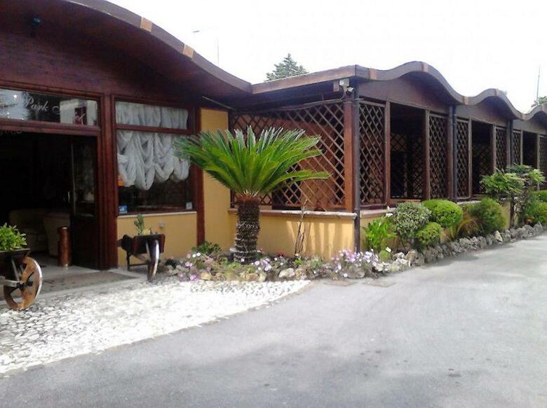 Green Park Hotel