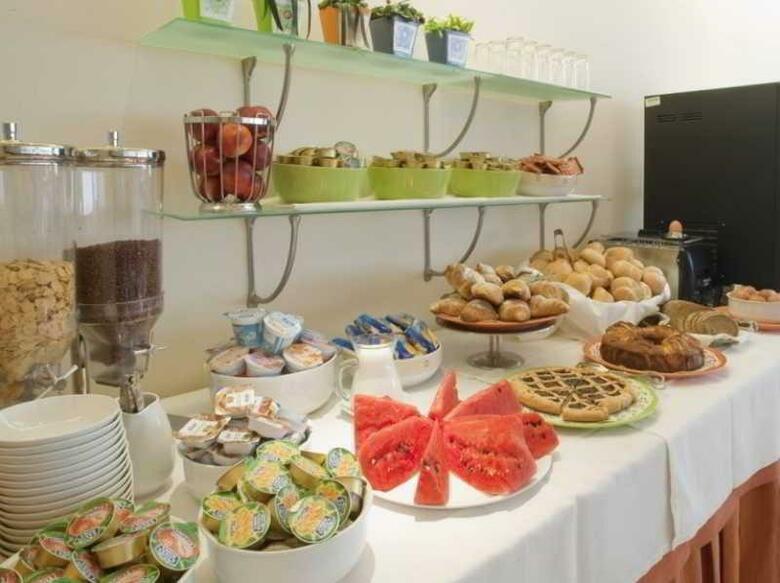 Green Park Hotel