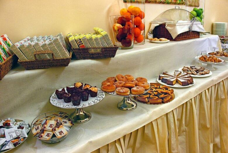 Le Chemin�e Business Hotel