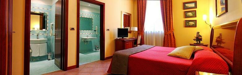 Le Chemin�e Business Hotel