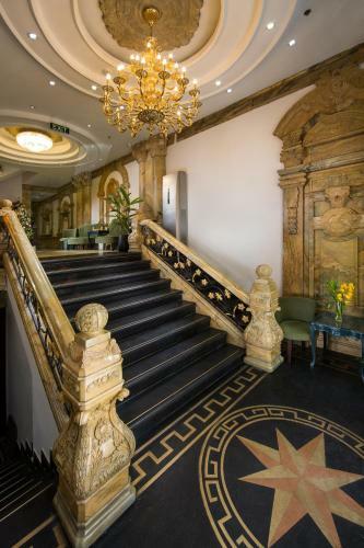 Meracus Hotel