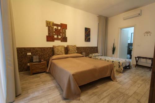 Hostal La Spezia Holidays' Rooms