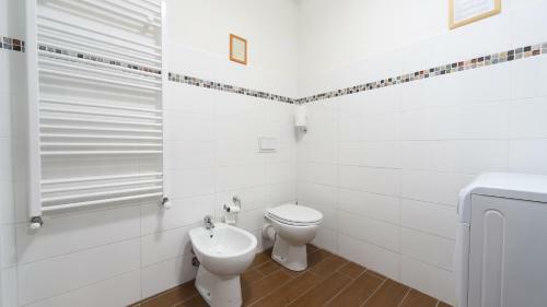 Hostal La Spezia Holidays' Rooms