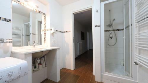 Hostal La Spezia Holidays' Rooms