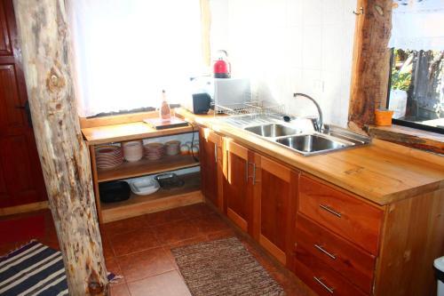 Hostal Caba�as Pehuen Neltume