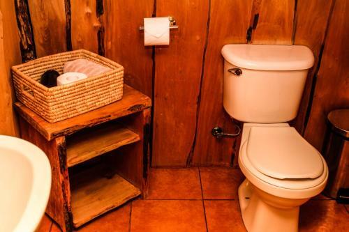 Hostal Caba�as Pehuen Neltume