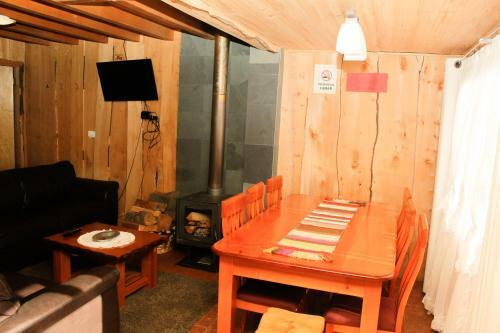 Hostal Caba�as Pehuen Neltume