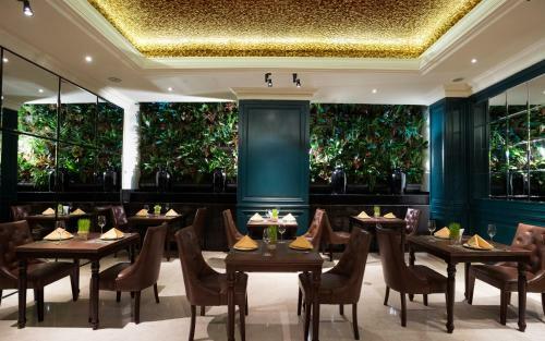 La Jolie Hotel & Spa