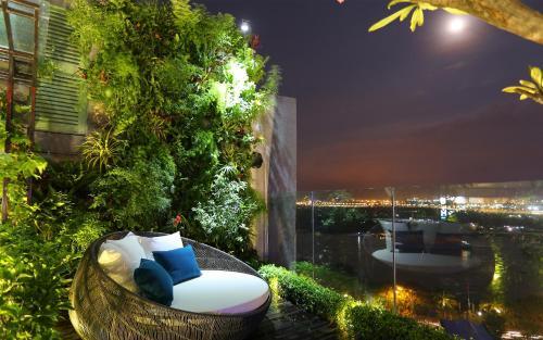 La Jolie Hotel & Spa