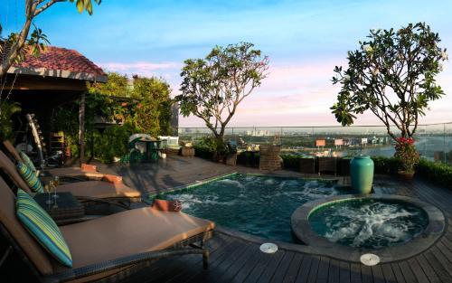 La Jolie Hotel & Spa