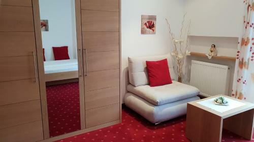 Hostal Garni Dornach