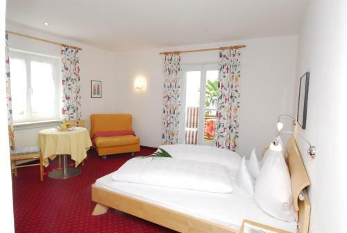 Hostal Garni Dornach