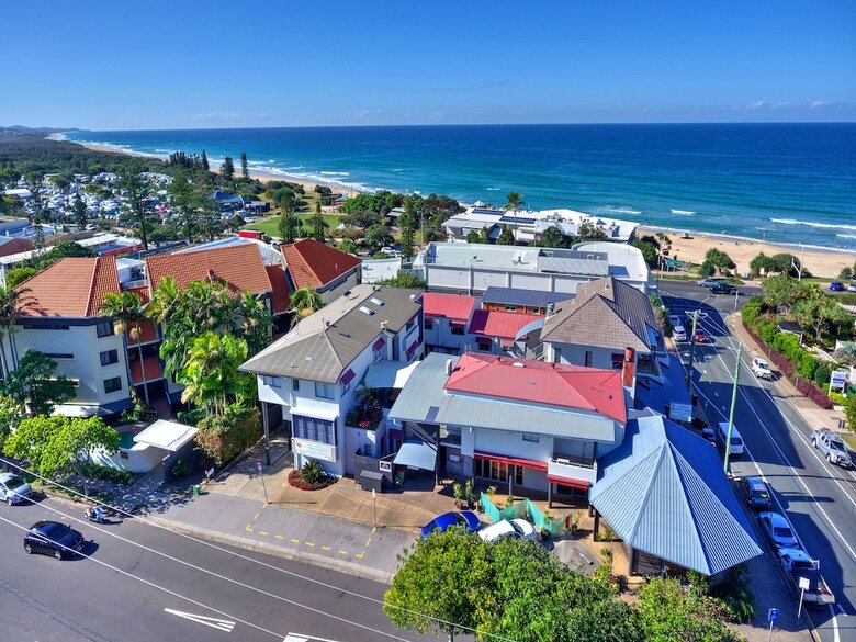 Aparthotel Coolum Baywatch Resort