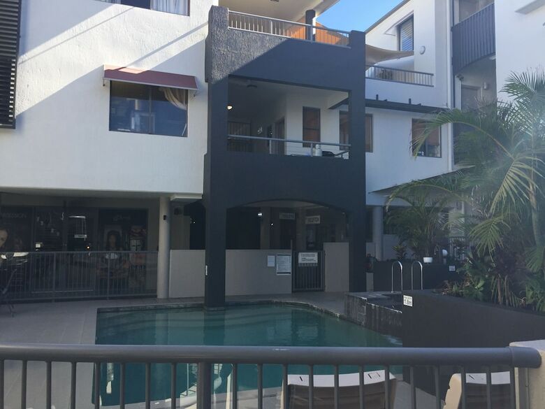 Aparthotel Coolum Baywatch Resort