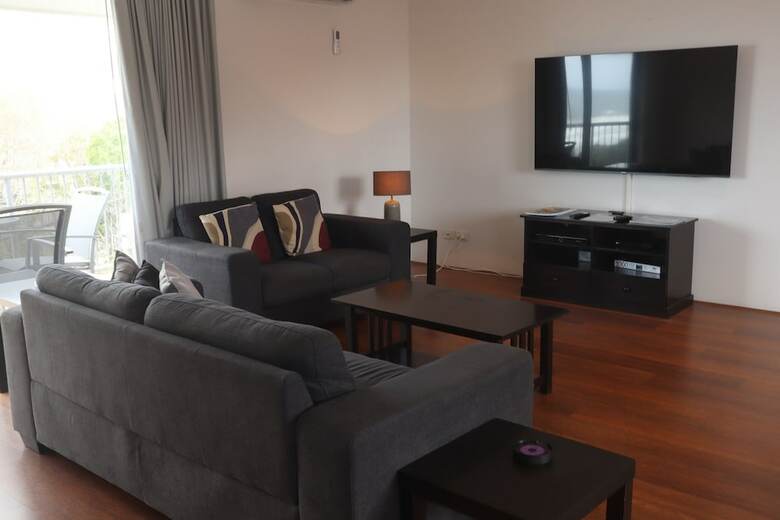 Aparthotel Coolum Baywatch Resort