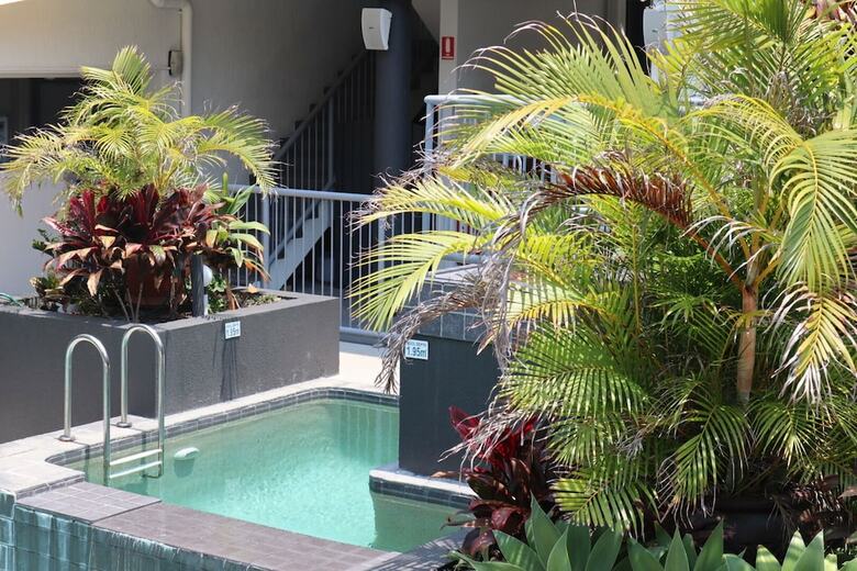 Aparthotel Coolum Baywatch Resort