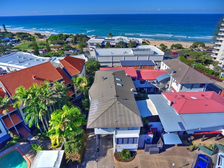 Aparthotel Coolum Baywatch Resort