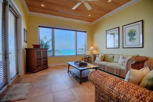 Hotel Cape Santa Maria Beach Resort & Villas