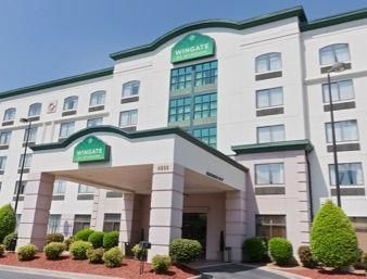 Hotel Wingate By Wyndham Charlotte Airport