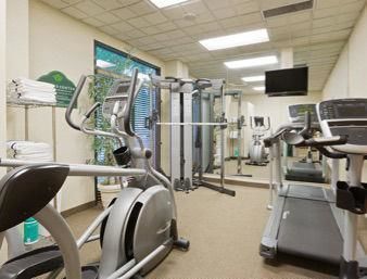 Hotel Wingate By Wyndham Charlotte Airport