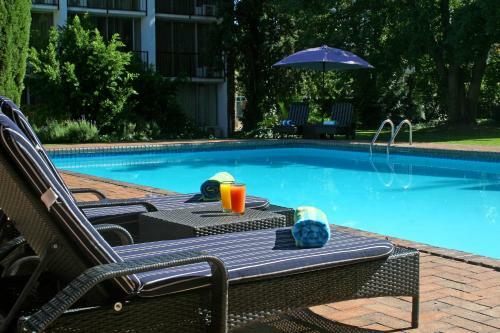 Oudtshoorn Inn Hotel
