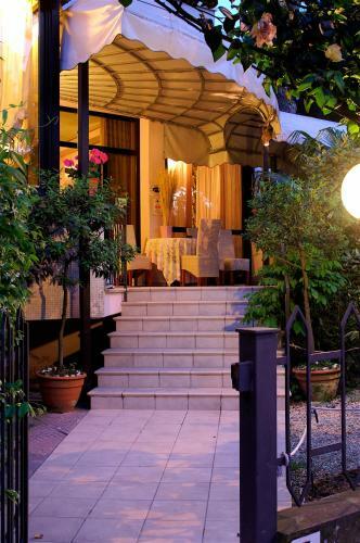 Hotel Loretta & Dependance