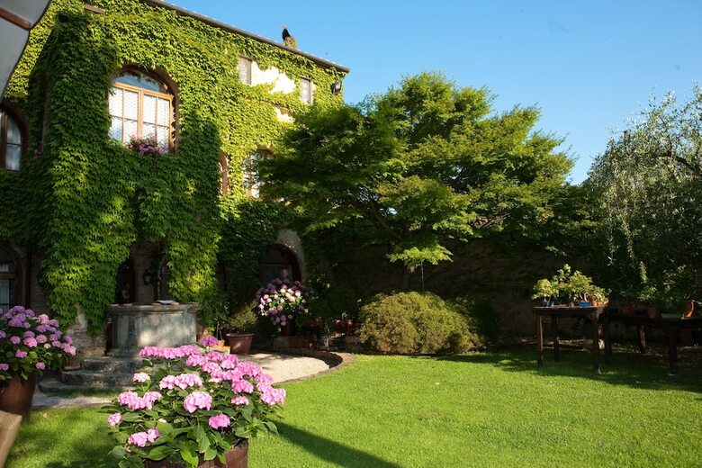 Hotel Albergo Santa Chiara