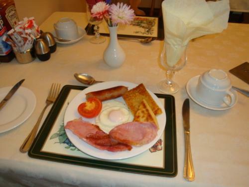 Hostal Corrigans Shore Guest House