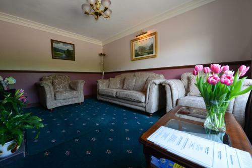 Hostal Corrigans Shore Guest House