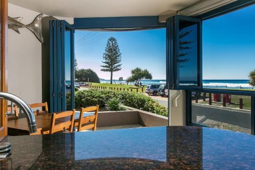 Lennox Point Holiday Apartments