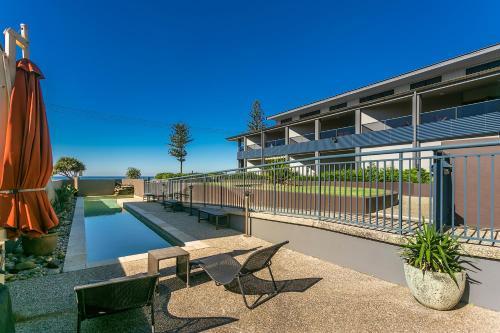 Lennox Point Holiday Apartments