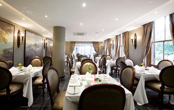 Romney Park All Suite Hotel & Spa