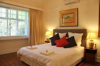 Hostal 5 Camp Street Guesthouse & Self-catering