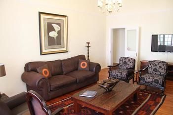 Hostal 5 Camp Street Guesthouse & Self-catering