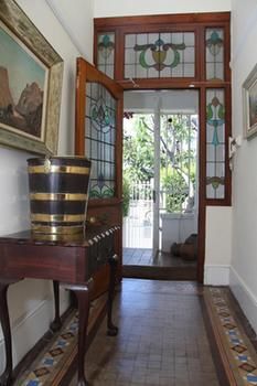 Hostal 5 Camp Street Guesthouse & Self-catering