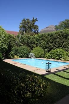 Hostal 5 Camp Street Guesthouse & Self-catering