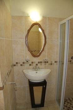 Hostal 5 Camp Street Guesthouse & Self-catering