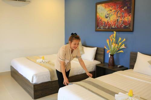 Golden Dragon Hotel