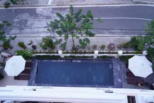 Golden Dragon Hotel
