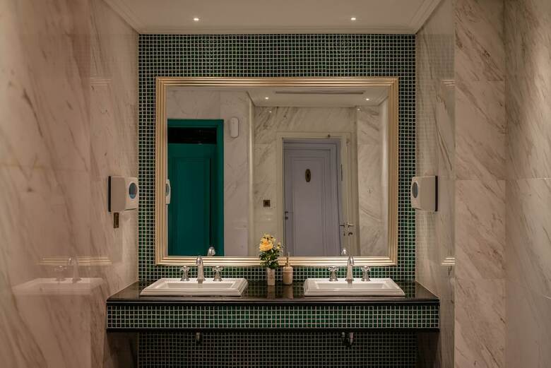 Le Jardin Hotel Haute Couture