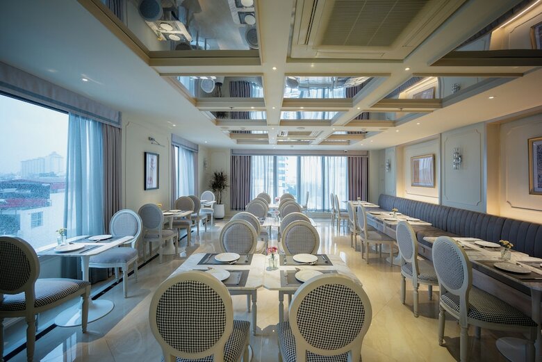 Le Jardin Hotel Haute Couture