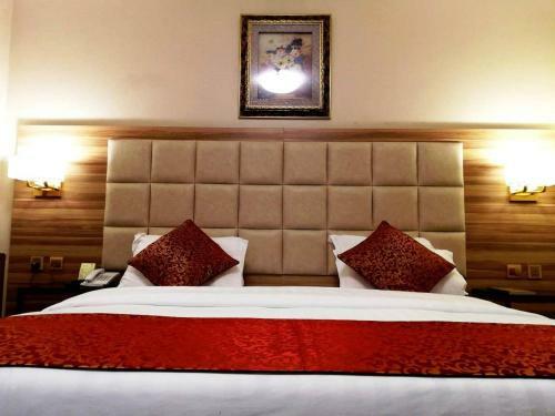 Roshan Al Azhar Hotel