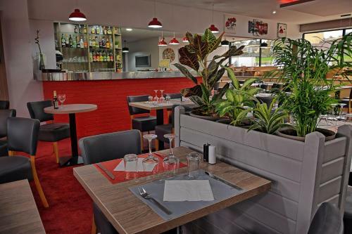 Hotel Les Jardins D'ep�ne