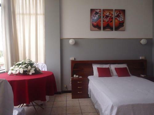 Hotel Pueblo Verde
