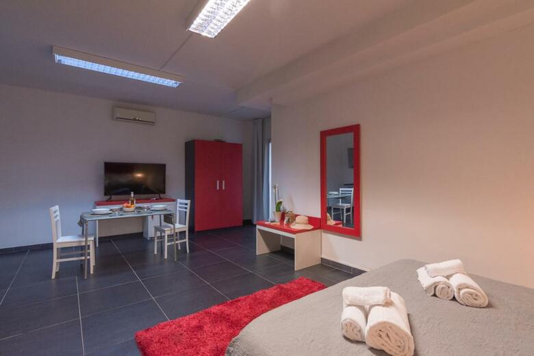 Hostal Delta Dream Centro Soggiorno Studi
